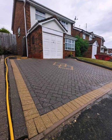 Block paving Cleaned Block Paving
